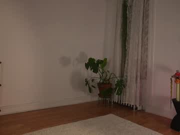 webcam girl alisonrouge live cam image #4780306