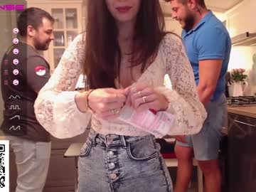webcam girl whats_her_name live cam image #1341179