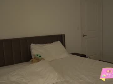 webcam girl chloewildd live cam image #6633077