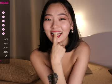 webcam girl refined_style live cam image #4976977