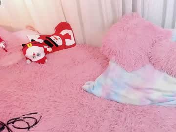 webcam girl little_effy18 live cam image #5948135