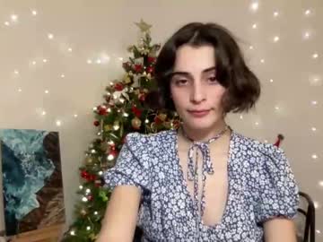 webcam girl wonderland_stia live cam image #6002137