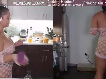 webcam girl milavalentinax live cam image #4593895