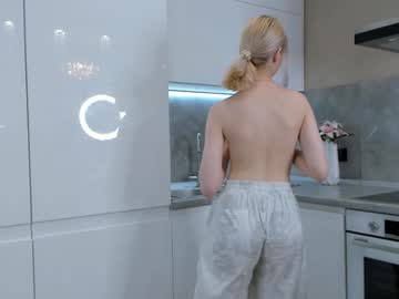 webcam girl lynetteesser live cam image #7022821