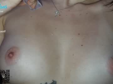 webcam girl soifiee live cam image #1762554