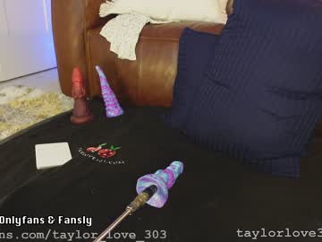 webcam girl taylor_love_303 live cam image #6685614