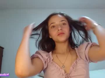 webcam girl gabrielaa_18 live cam image #3571392