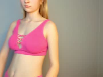 webcam girl porcelain__doll live cam image #4437602