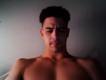 webcam man bigj2706 live cam image #2848263
