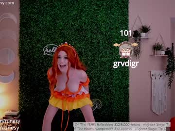 webcam girl runesy live cam image #5603967