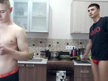 webcam couple triple_crystal live cam image #910760