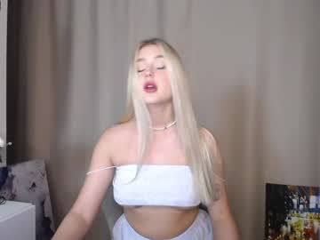 webcam girl cute18cute live cam image #4744928