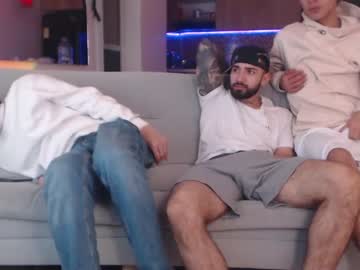 webcam man fratguysonline live cam image #4845412