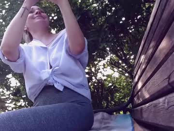 webcam girl bondgirl013 live cam image #1982692