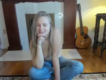 webcam girl scartit live cam image #3216239