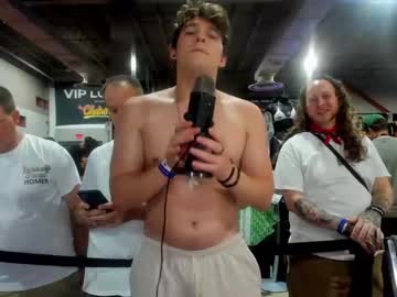 webcam man thejohnnystone live cam image #4856586