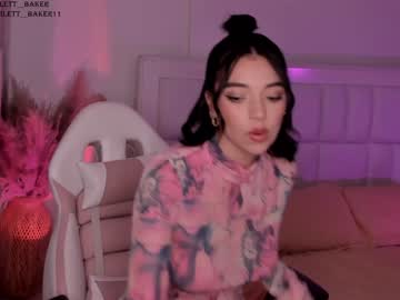 webcam girl scarlett__baker live cam image #5717530