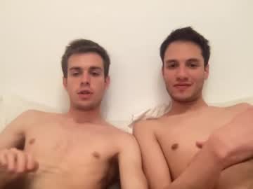 webcam man kevsam_1440 live cam image #2818362
