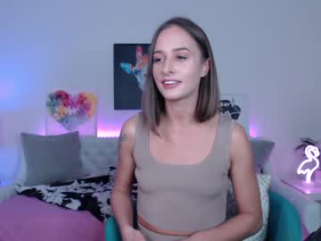 webcam girl holihurricane live cam image #1713724
