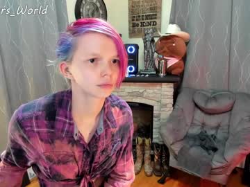 webcam girl murbears_world live cam image #2337653