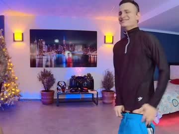 webcam man badguyss_bisex live cam image #5779310