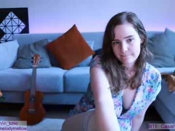 webcam girl in_tune live cam image #272642