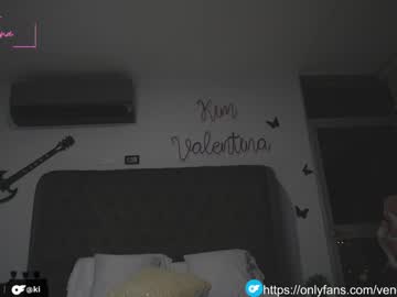 webcam girl venezolanacute live cam image #4300735