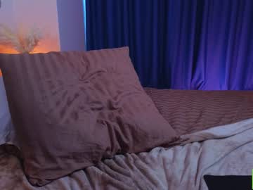 webcam girl lissa_meooow live cam image #6924531