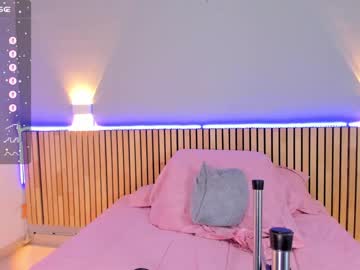 webcam girl little_effy18 live cam image #6335841