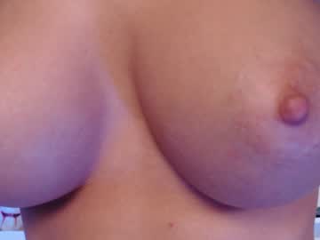 webcam girl holy_crap__ live cam image #5327486