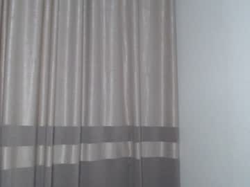 webcam girl shy_hott1e live cam image #1901530