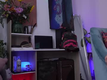 webcam girl beyllove_d live cam image #3653351