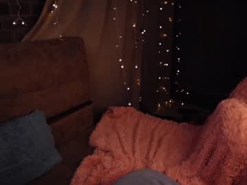 webcam girl lorienn live cam image #4421133