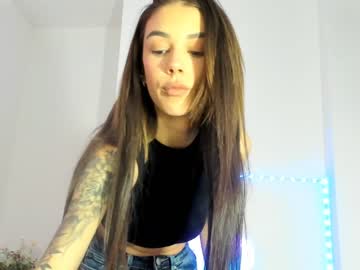 webcam girl hotfallingdevil live cam image #3572183