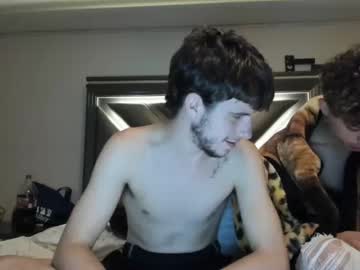 webcam man gayndepressed live cam image #2567842