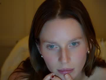 webcam girl ellaa91 live cam image #3295783