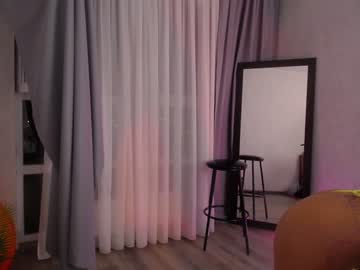 webcam girl kiska_kiss live cam image #2501712