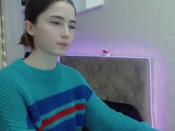 webcam girl alma_harrison live cam image #1140347