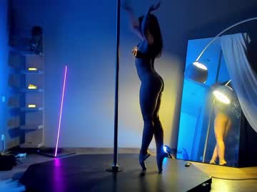 webcam girl _meganmeow_ live cam image #4021702
