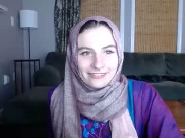 webcam girl fiestyfatima1 live cam image #2482661