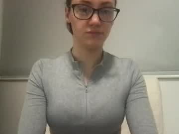 webcam girl lilydunn live cam image #7059931