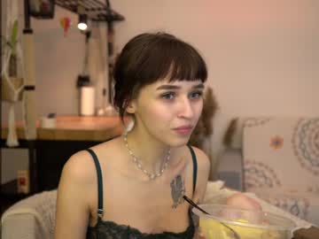 webcam girl diruriru live cam image #6455125