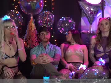 webcam couple kats_cam live cam image #1374724