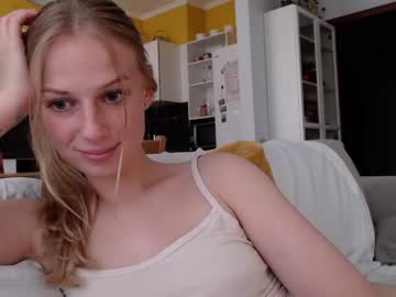 webcam girl magic_couple13 live cam image #4647631