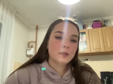 webcam girl lourenmoon live cam image #1339060