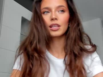webcam girl isia_slay live cam image #3630194