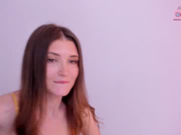 webcam girl aalliyahh live cam image #3956112
