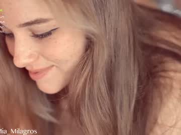 webcam girl mia_milagros live cam image #5316074