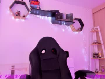 webcam girl thecosmicgirl live cam image #4797831