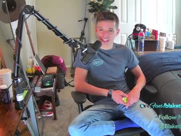 webcam man letsplayblake live cam image #3481325